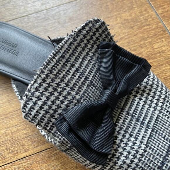 Urban Outfitters Houndstooth Bow Tie Mule Slides Slip-On Pointed-Toe Size 7 - Picture 4 of 8